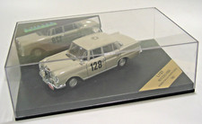 WOW  MERCEDES BENZ VITESSE