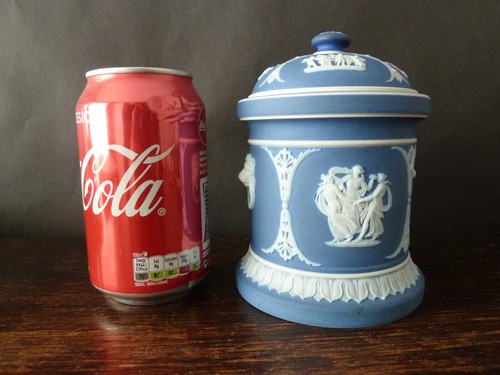 Wedgwood blue jasperware - wedgwood,