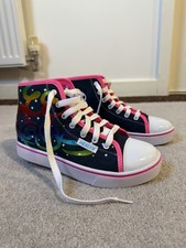 Heelys Skates Size 3 UK BRAND