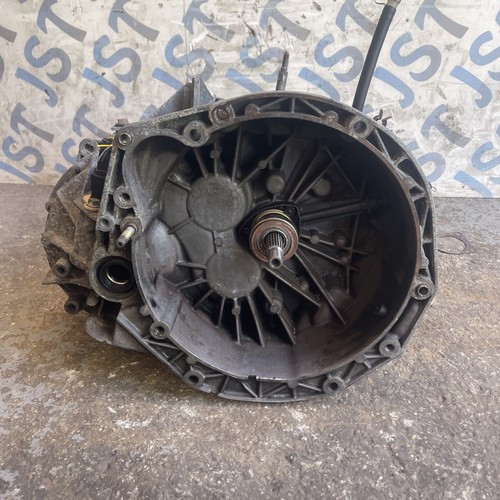 Vivaro traffic 9 6speed - traffic, 1.9