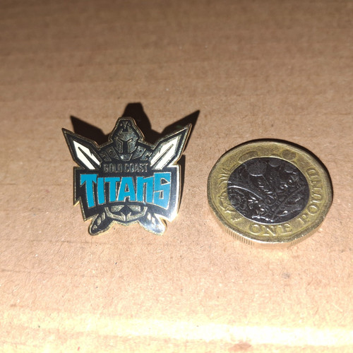 Enamel pin badge gold - badge, coast