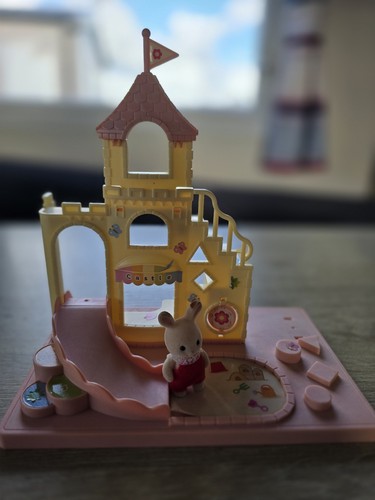 Sylvanian families baby castle - baby,