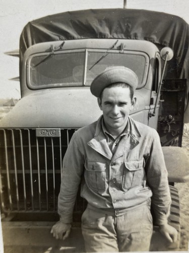 Original man leaning world war - leaning,
