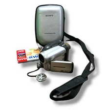 Sony Handycam DCR-DVD92E Handheld Mini DVD Camcorder + case +disc Silver (13