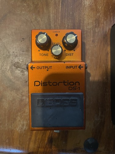 Boss distortion pedal - boss,