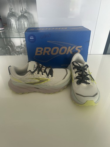 Bnib womens brooks cascadia - cascadia, 19