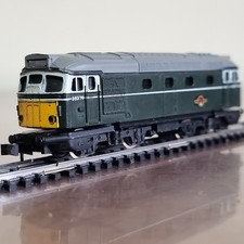 Minitrix N204 N Gauge Class 27 Diesel D5379 BR Green Wrong Box