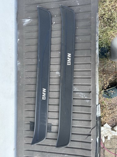 Bmw series e90 door entrance - bmw,