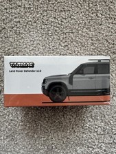 Tarmac Works 1/64 Land Rover