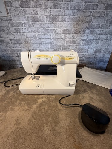 Toyota sewing machine - toyota,