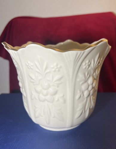 Ansley camellia bone - camellia,