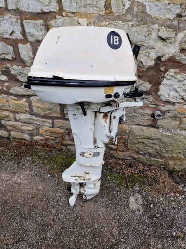 Cresent 18hp outboard engine - cresent,