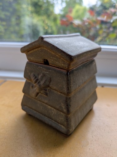 Vintage studio pottery - studio,