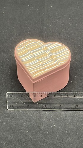 Hornsea strata heart shaped - heart,