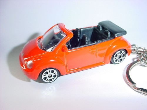 Hot orange beetle cabriolet - 3d,