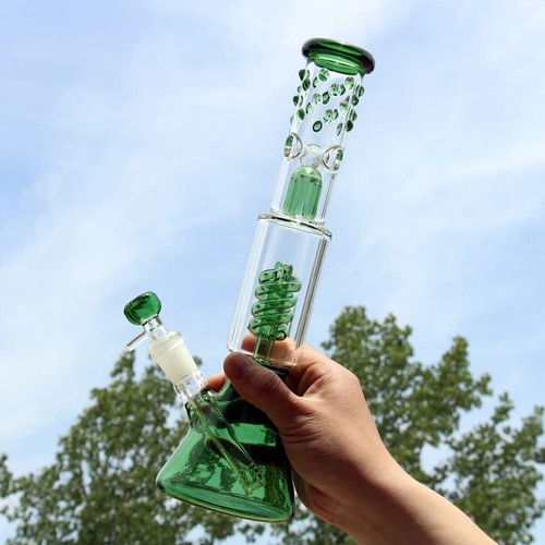 Green glass bong - green,