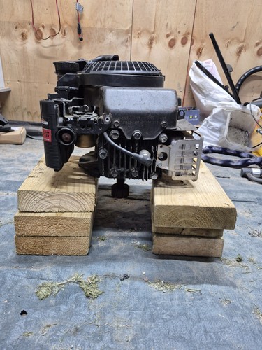Briggs and stratton - briggs,