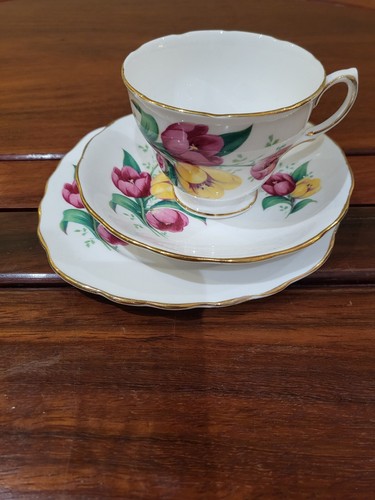 Crown royal bone china - royal,
