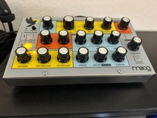 Moog Sirin Analog Messenger Of Joy! - Infamous analogue mono synth. 