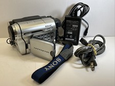 Sony Handycam CCD-TRV138 Camcorder Video Hi8 Nightshot 8mm Tested & Works