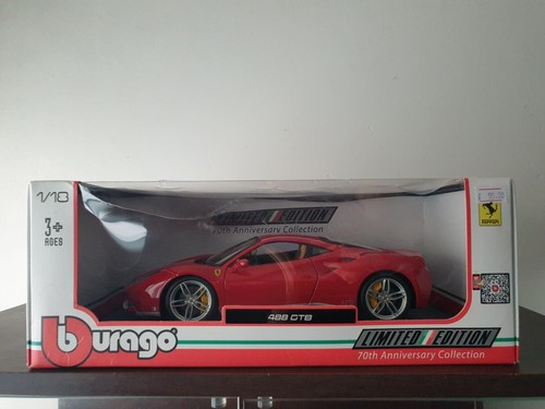 Scale diecast bburago - 1:18,