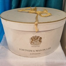 Vintage Hat Box Fortnum &