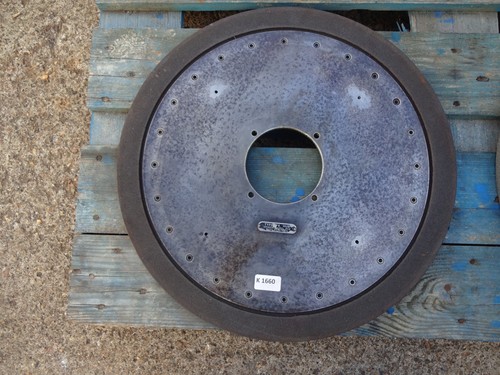 Prince crankshaft grinder hub