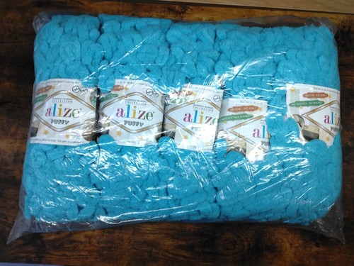 Alize puffy yarn - (color, 16)