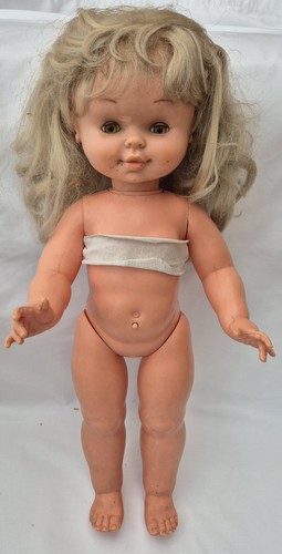 Famosa doll vintage walking - famosa,