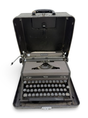 Vintage royal quiet - royal, 'quiet