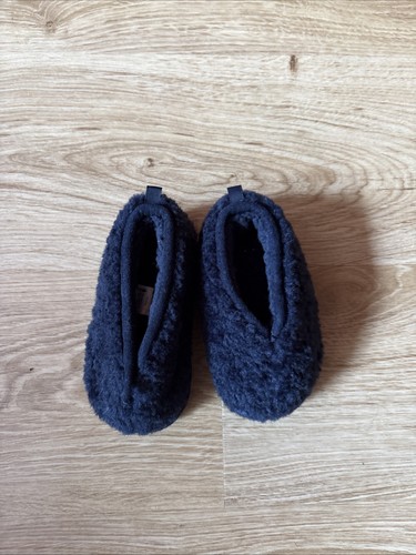 Size toddler slippers - size,