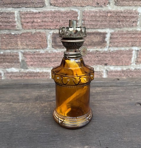 Vintage hand held - hand, oil