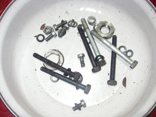 Motorschrauben vorn