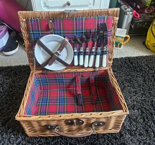 Wicker picnic basket hamper - picnic,