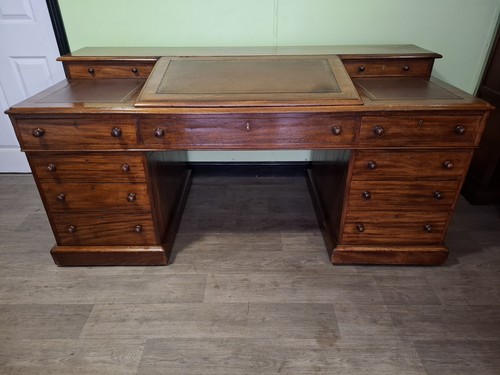 Antique double pedestal - antique,