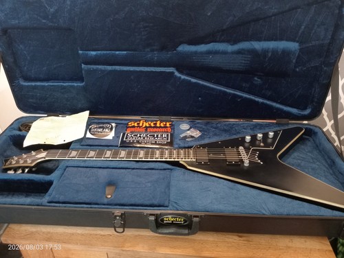 Schecter platinum satin - v,