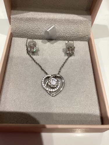 Diamonique qvc heart pendant - qvc,
