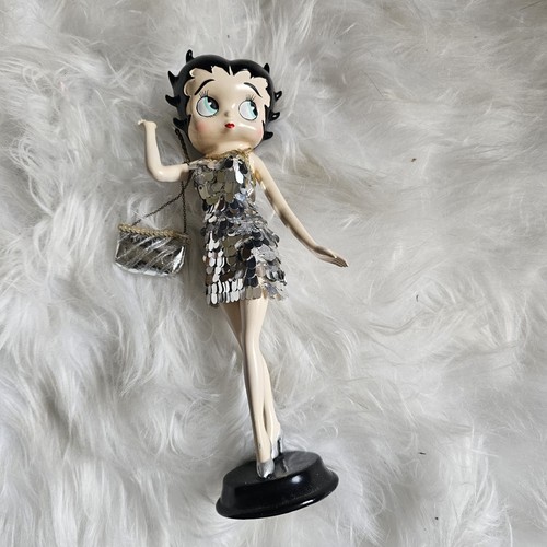 Betty boop she still got - still,