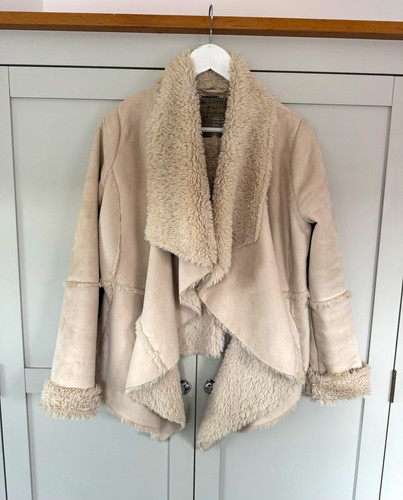 Y2k new look - look, shearling