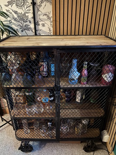 Drinks cabinet - drinks,