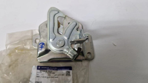 For suzuki swift bonnet - bonnet, latch
