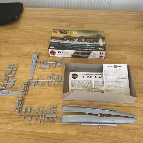 Airfix 03204 hms ajax 600 - airfix,