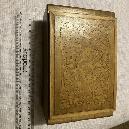 Musical cigarette wooden case - musical,
