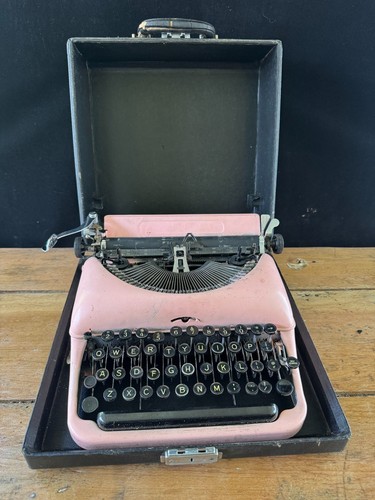 Vintage pink portable - vintage,