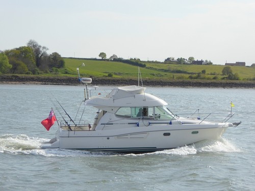 Photo 6x4 cabin cruiser - cruiser, on