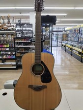 YAMAHA 12 String Guitar