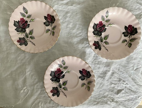 Royal albert masquerade - x,