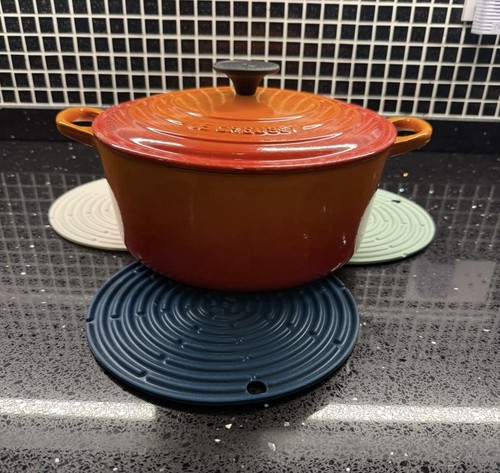 Creuset 24cm round - creuset,