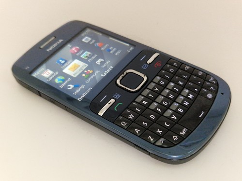 Unlocked retro nokia - nokia,