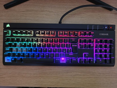 Corsair strafe rgb cherry - rgb,